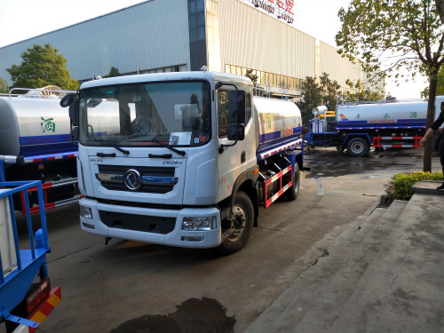 �|�L(f��ng)��ˮ܇-�|�L(f��ng)��ˮ܇�S��-�|�L(f��ng)��ˮ܇�r�񼰏S��ֱ�N