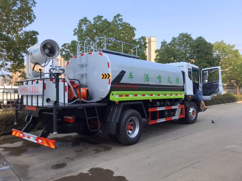  �|�L(f��ng)12����ˮ܇(ch��)