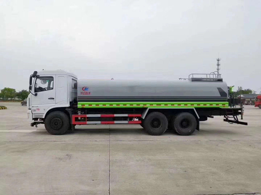 ����20����ˮ܇