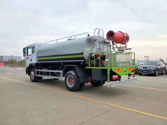 �����u��ˮ܇�ģ������|�L(f��ng)��ˮ܇�S��ֱ�N