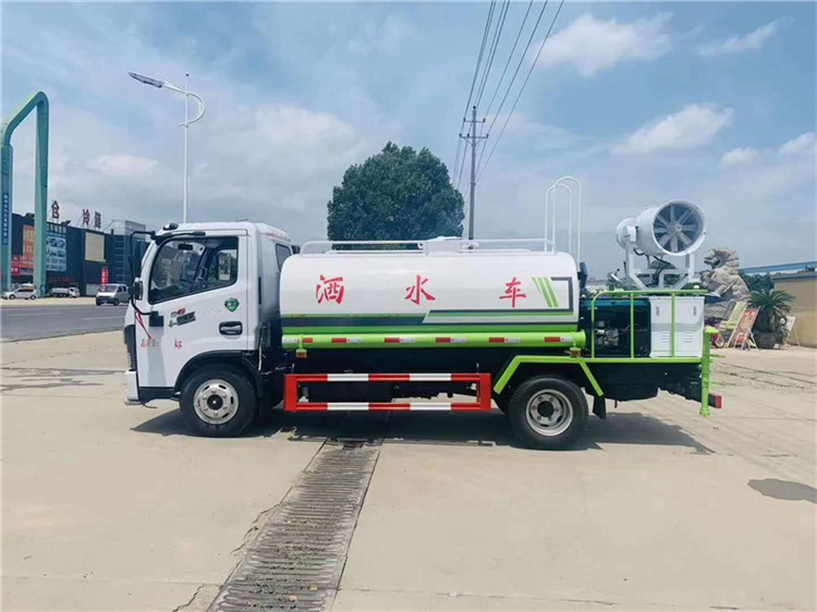 ����˵�5����ˮ܇