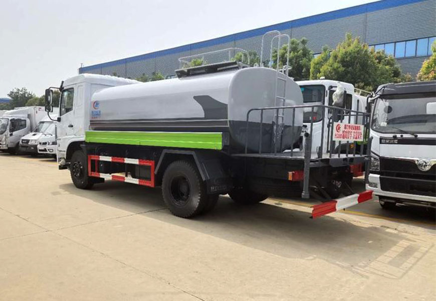 �|�L����12����ˮ܇��չʾ�D